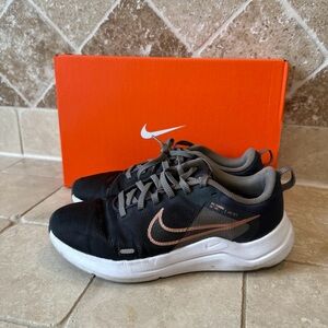 Nike Air Zoom Pegasus 38 Black/Metallic Gold  Women’s Sz 7.5 M